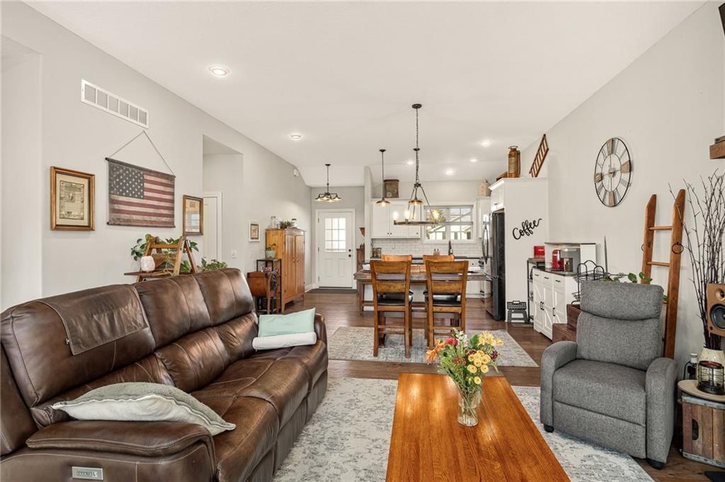 3201 Sheffield Lane — photo 10