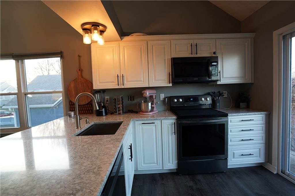 1604 SE 11th st Street — photo 9