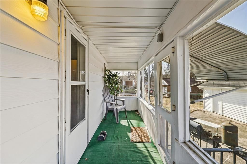 2320 S Northern Boulevard — photo 16