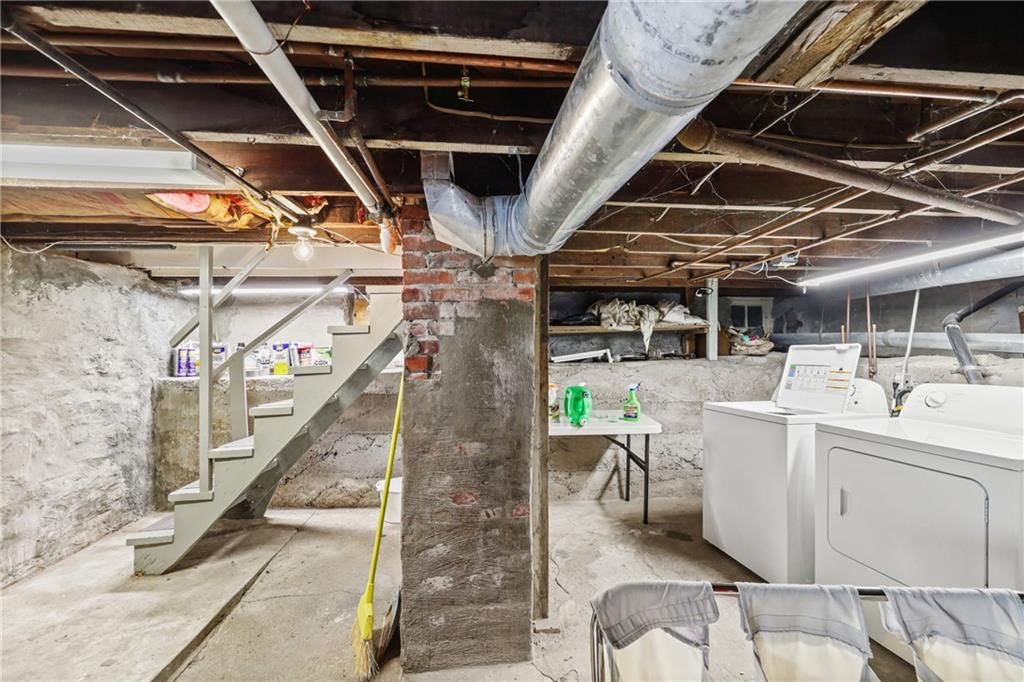 2320 S Northern Boulevard — photo 18