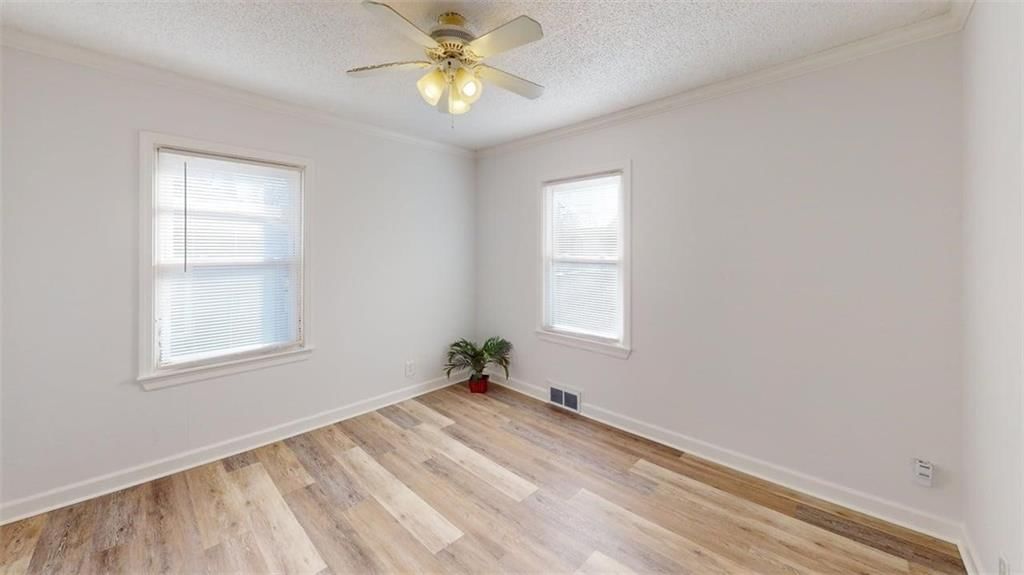 11221 W 69th Street — photo 15