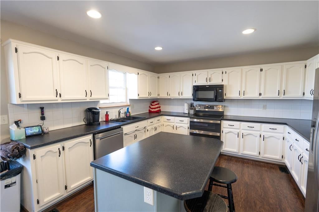 320 Shenandoah Drive — photo 8