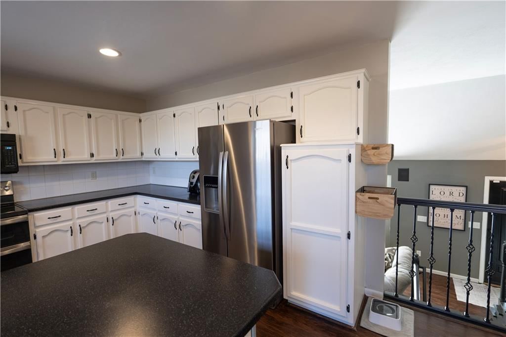 320 Shenandoah Drive — photo 9