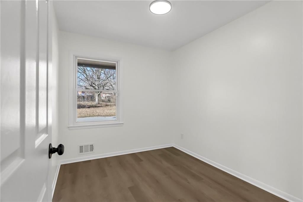 3639 S Pope Avenue — photo 10
