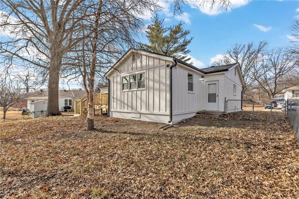 3639 S Pope Avenue — photo 26