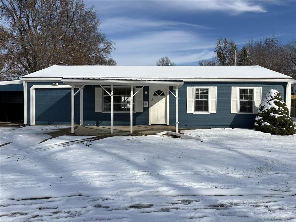 15211 Bellaire Avenue, Grandview, MO