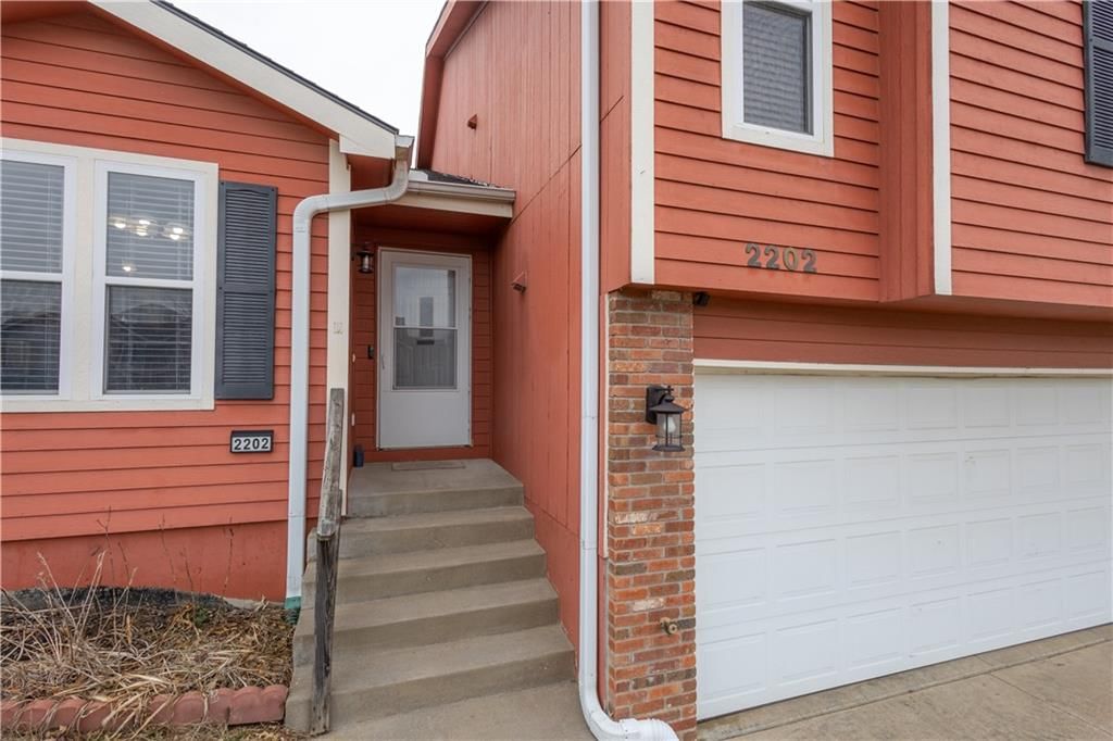2202 Meadow Trail — photo 11
