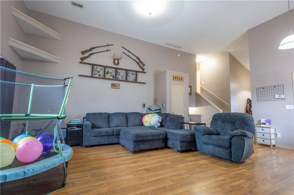 2202 Meadow Trail — photo 14