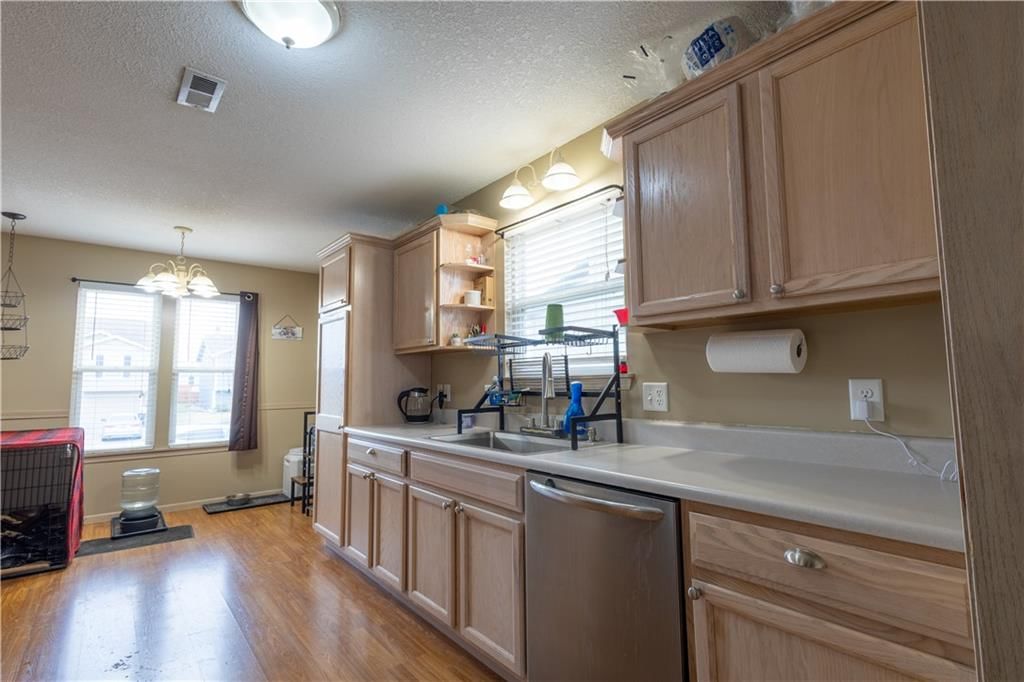 2202 Meadow Trail — photo 36