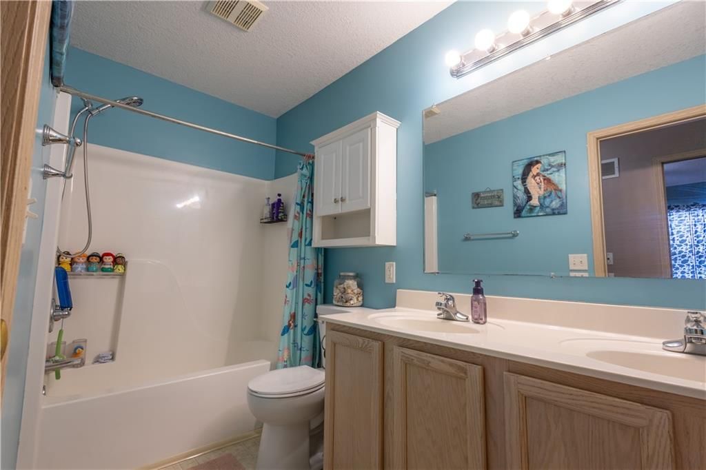 2202 Meadow Trail — photo 54