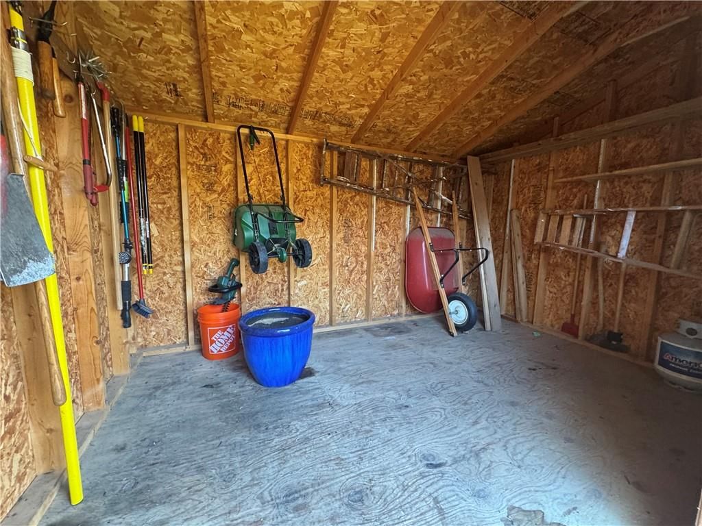 1015 SE 6th Street — photo 38