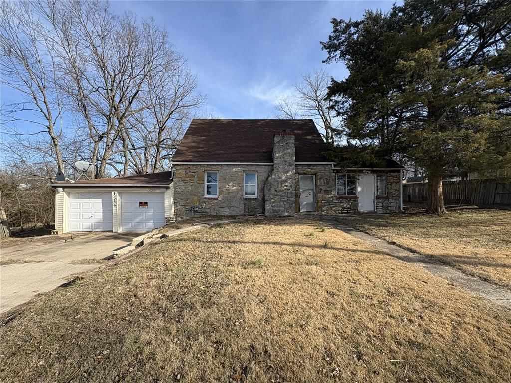 1315 Kiger Road, Independence, MO