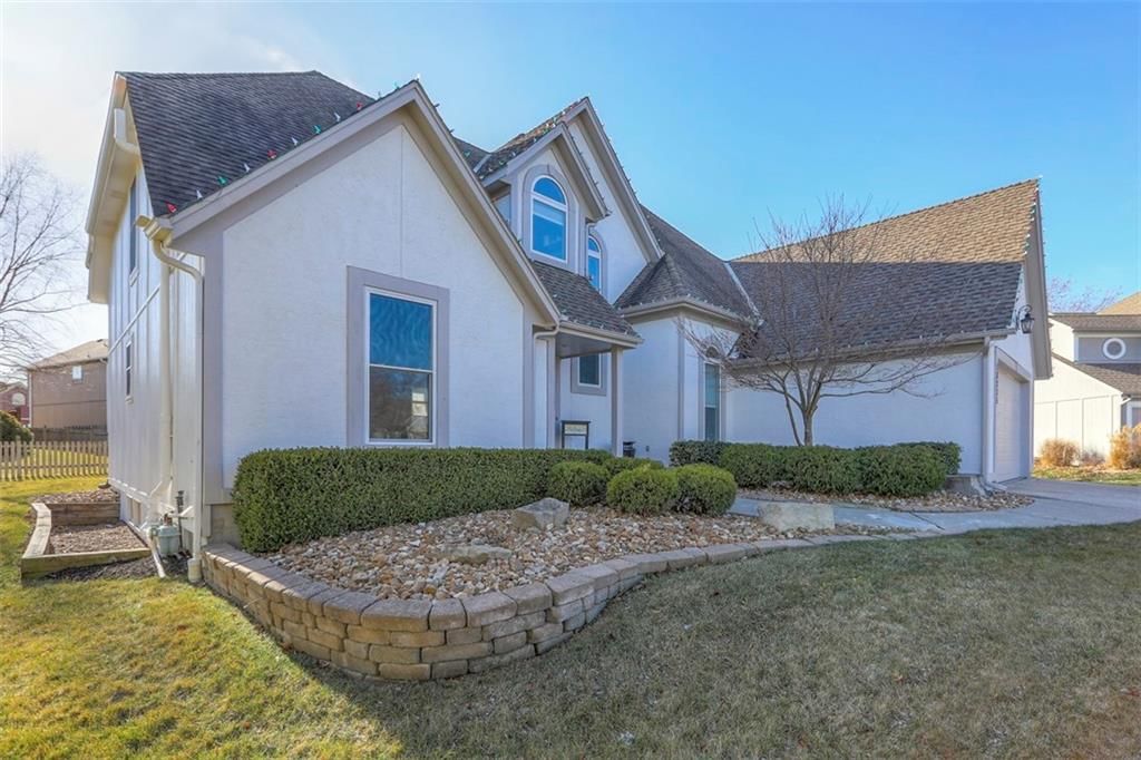18235 W 156 Street — photo 3
