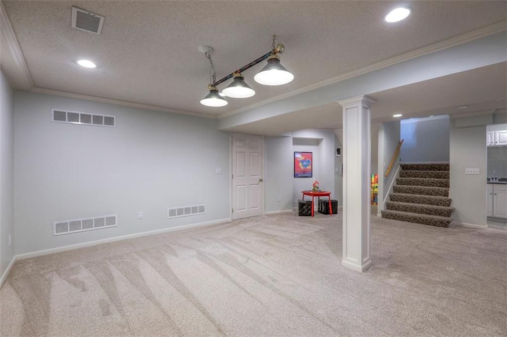18235 W 156 Street — photo 40