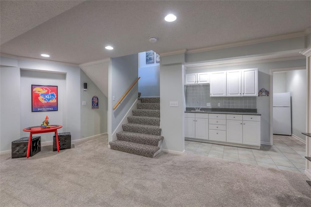 18235 W 156 Street — photo 41
