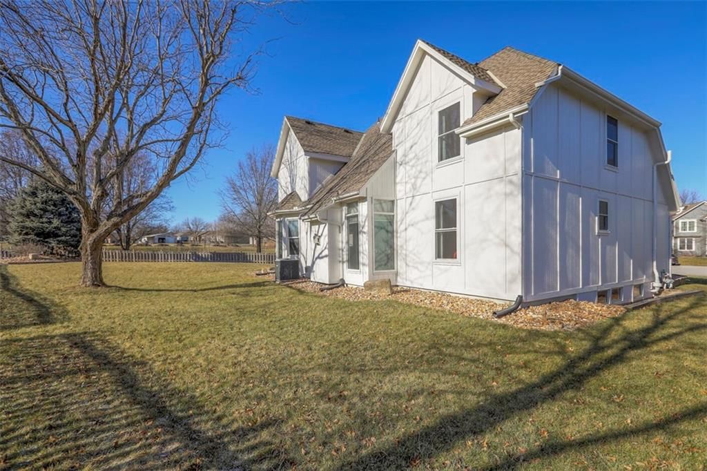 18235 W 156 Street — photo 54