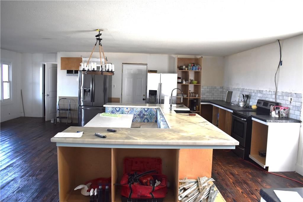 708 Lakeshore Drive — photo 11