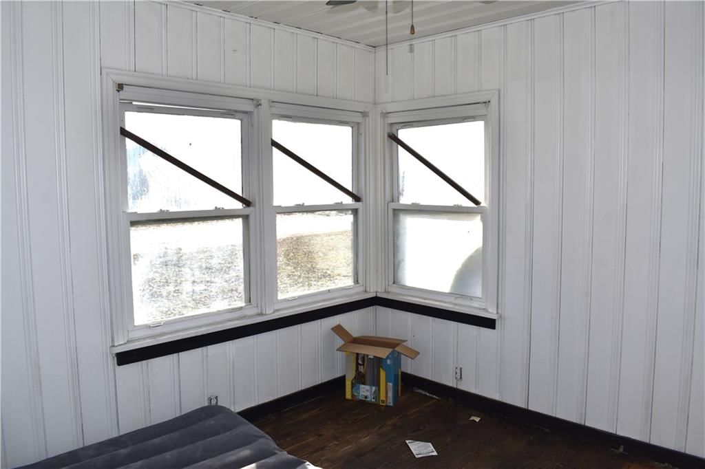 708 Lakeshore Drive — photo 23