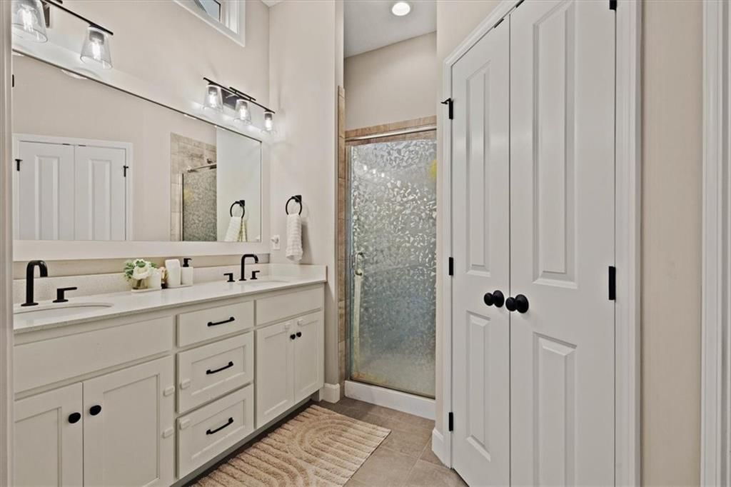 16175 Granada Street — photo 17