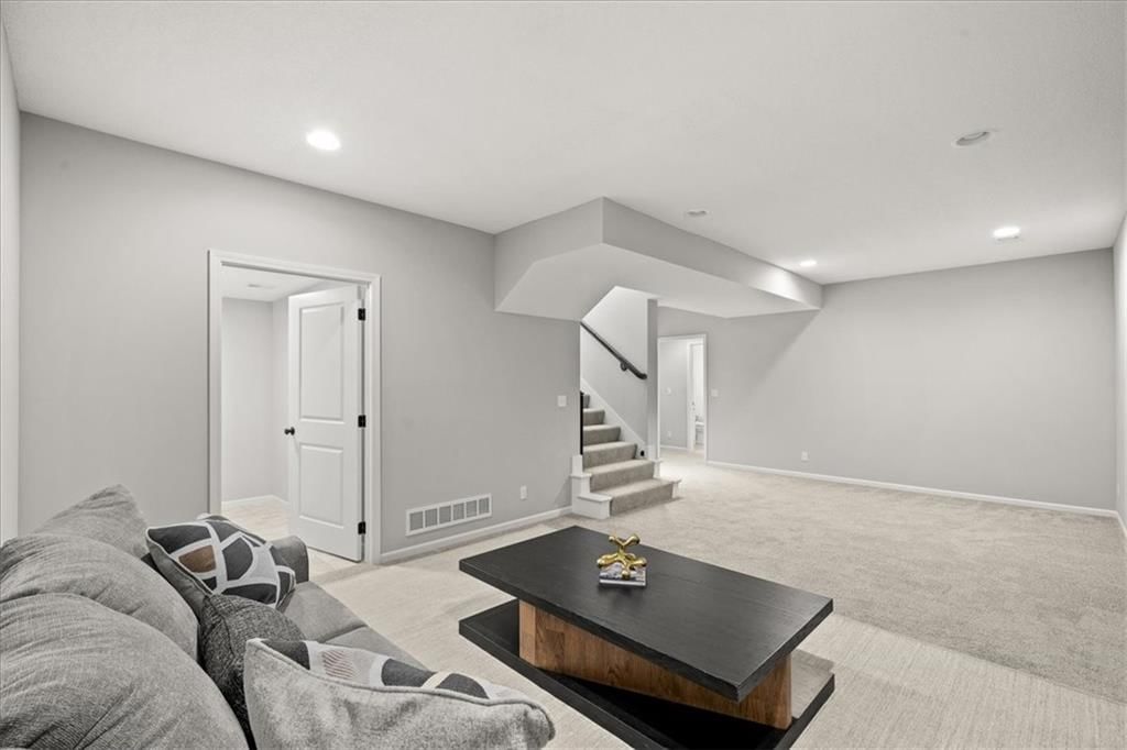 16175 Granada Street — photo 20
