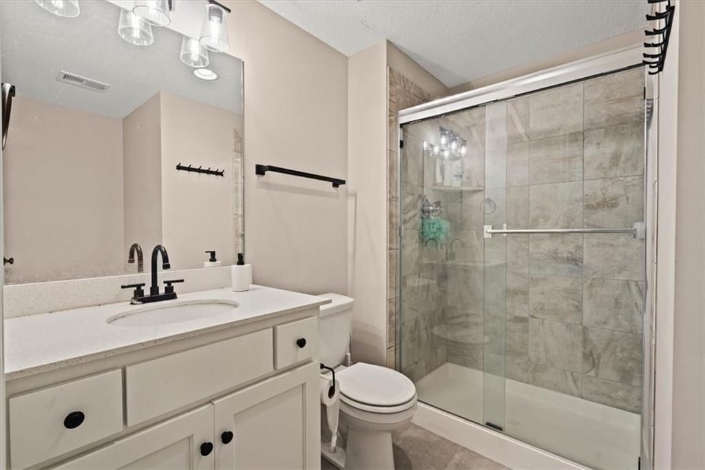 16175 Granada Street — photo 22