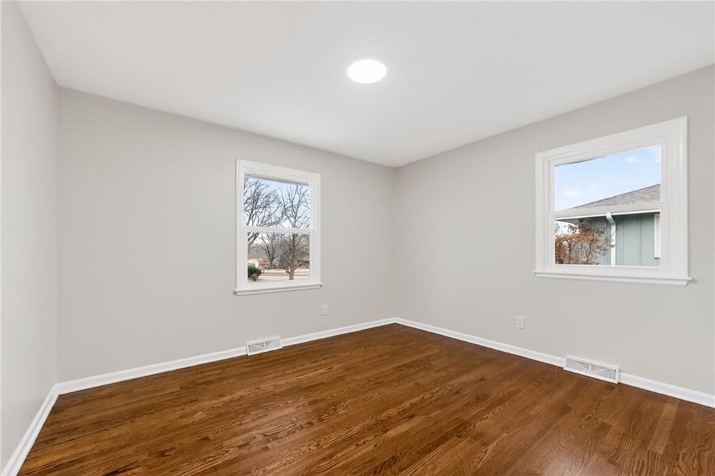 10812 E 79th Street — photo 20