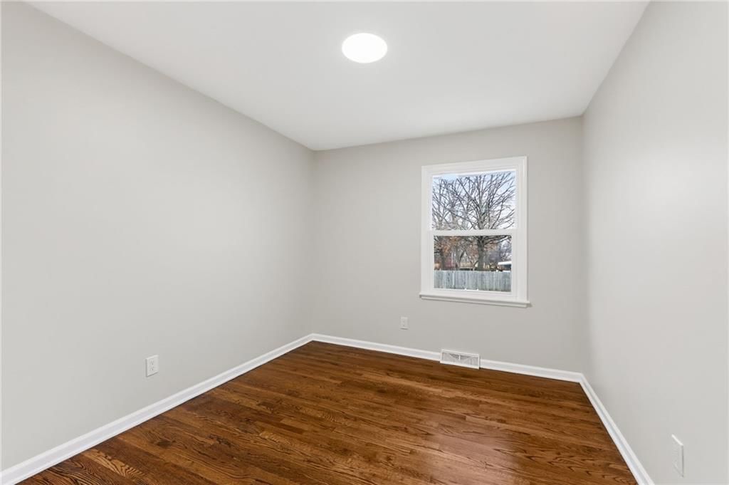 10812 E 79th Street — photo 22
