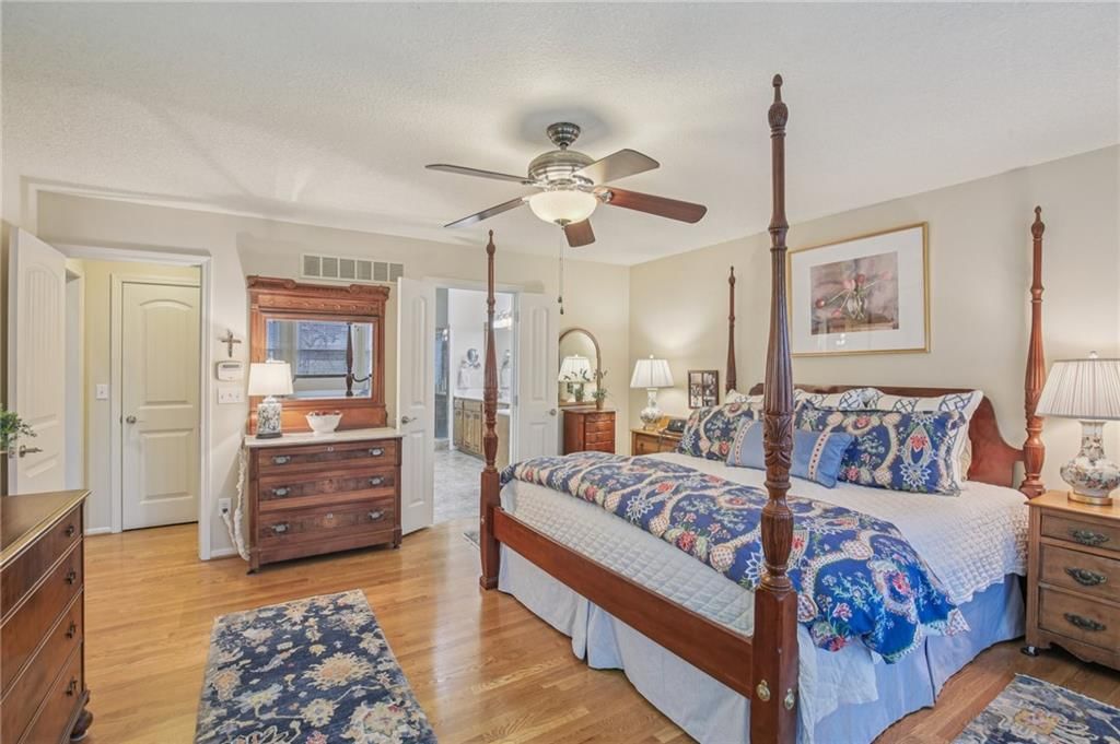 4121 NE Edgewater Court — photo 20