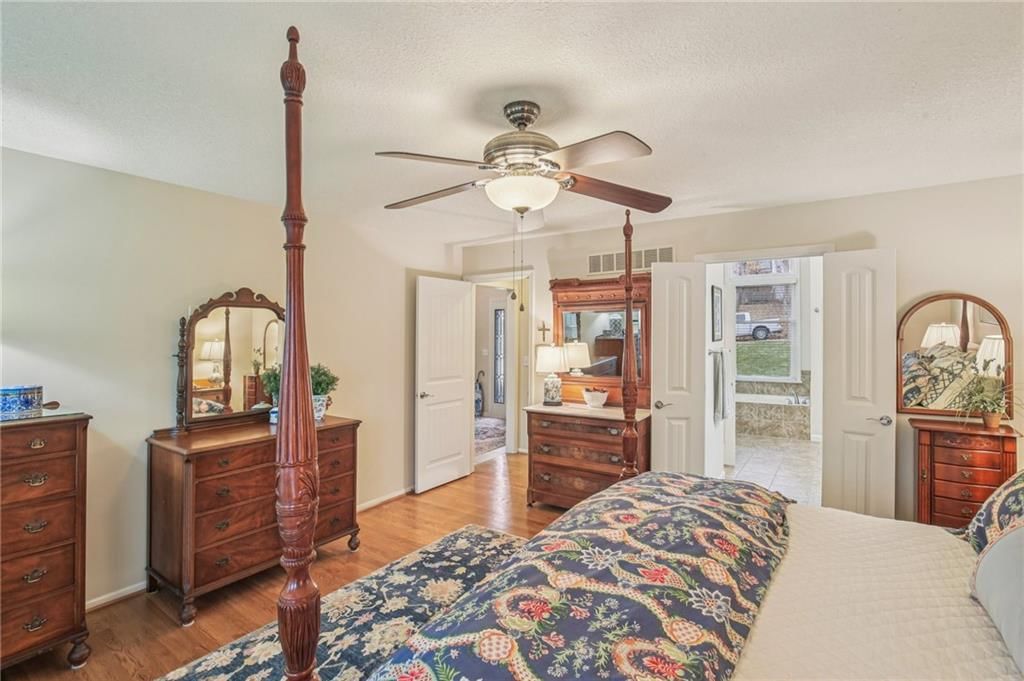 4121 NE Edgewater Court — photo 21