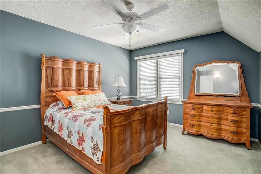 4121 NE Edgewater Court — photo 28