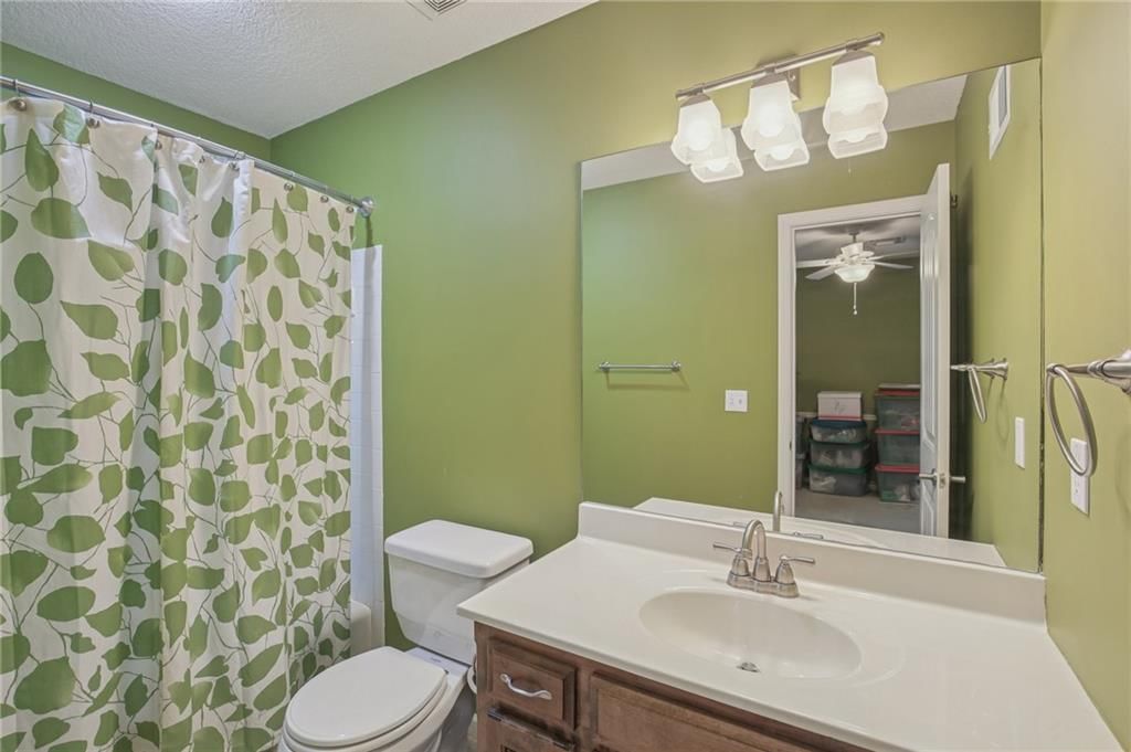 4121 NE Edgewater Court — photo 34