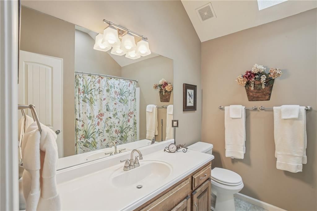 4121 NE Edgewater Court — photo 35