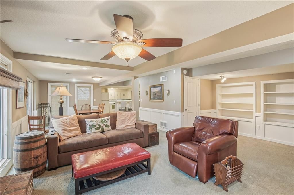 4121 NE Edgewater Court — photo 37