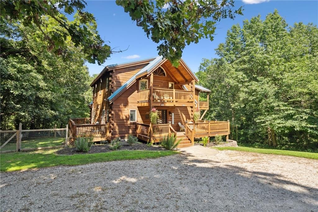 389 NW 1851 Road, Kingsville, MO