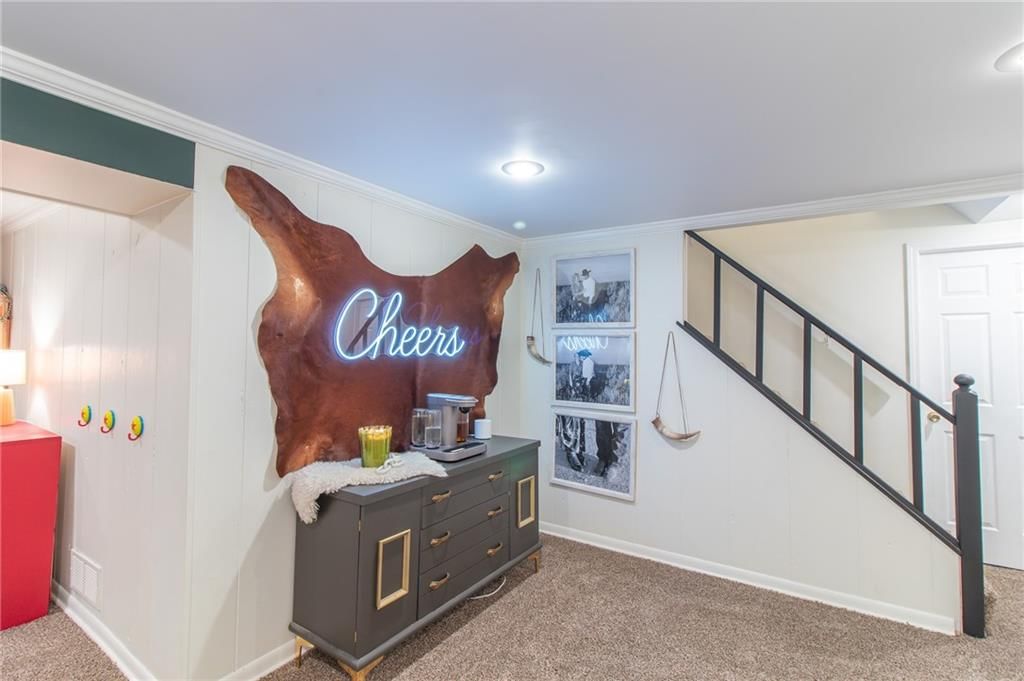 400 Hillcrest Drive — photo 18