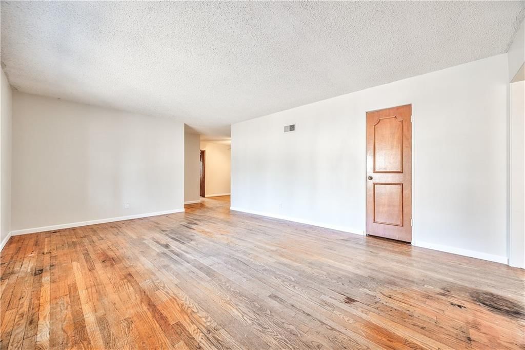 7625 Baltimore Avenue — photo 4