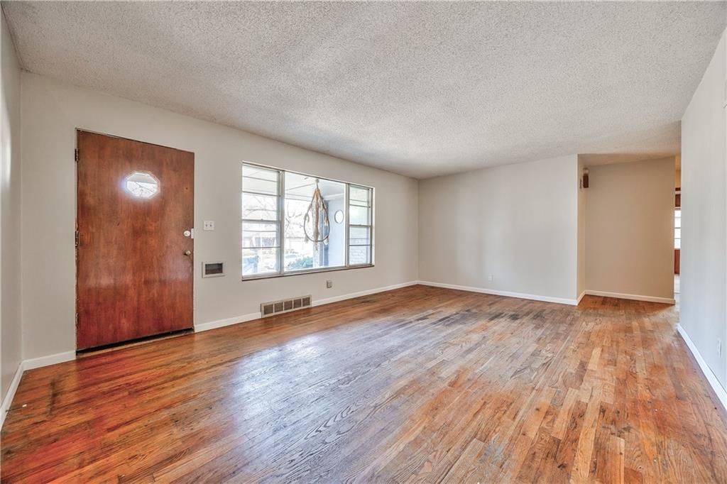 7625 Baltimore Avenue — photo 5