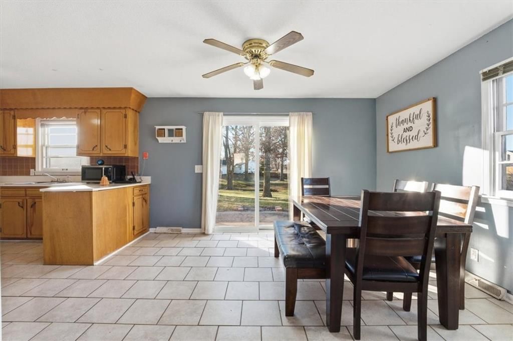 995 N Hurley Street — photo 10