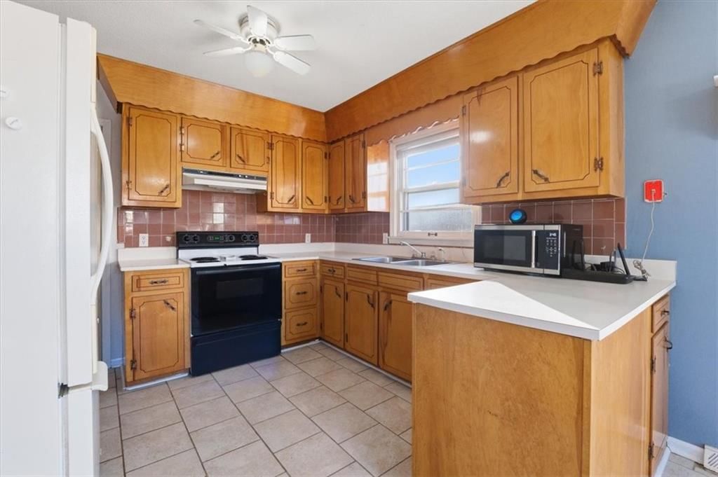 995 N Hurley Street — photo 11