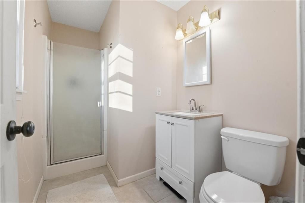 995 N Hurley Street — photo 15
