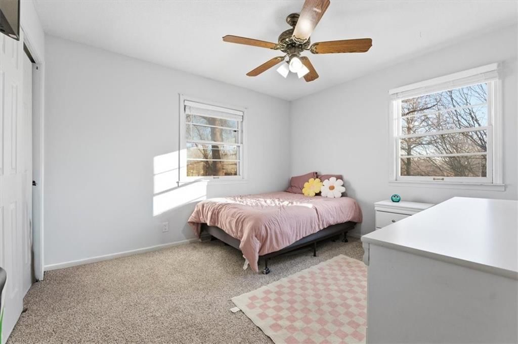 995 N Hurley Street — photo 18