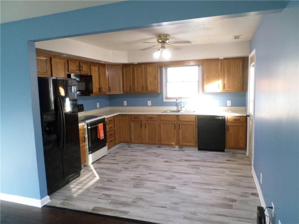 1425 Unity Street — photo 3