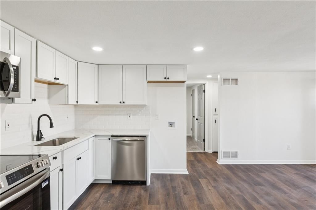 705 E Shady Lane — photo 8