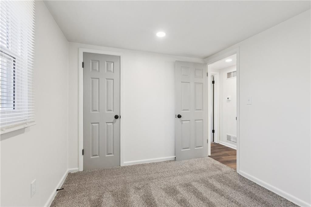 705 E Shady Lane — photo 15