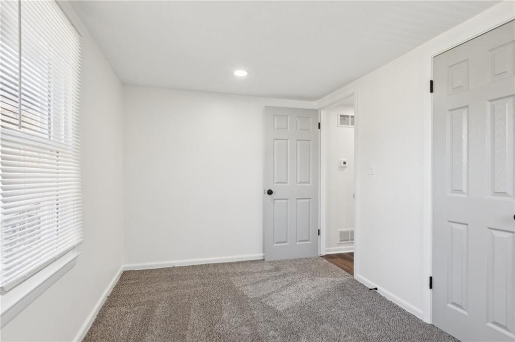 705 E Shady Lane — photo 17