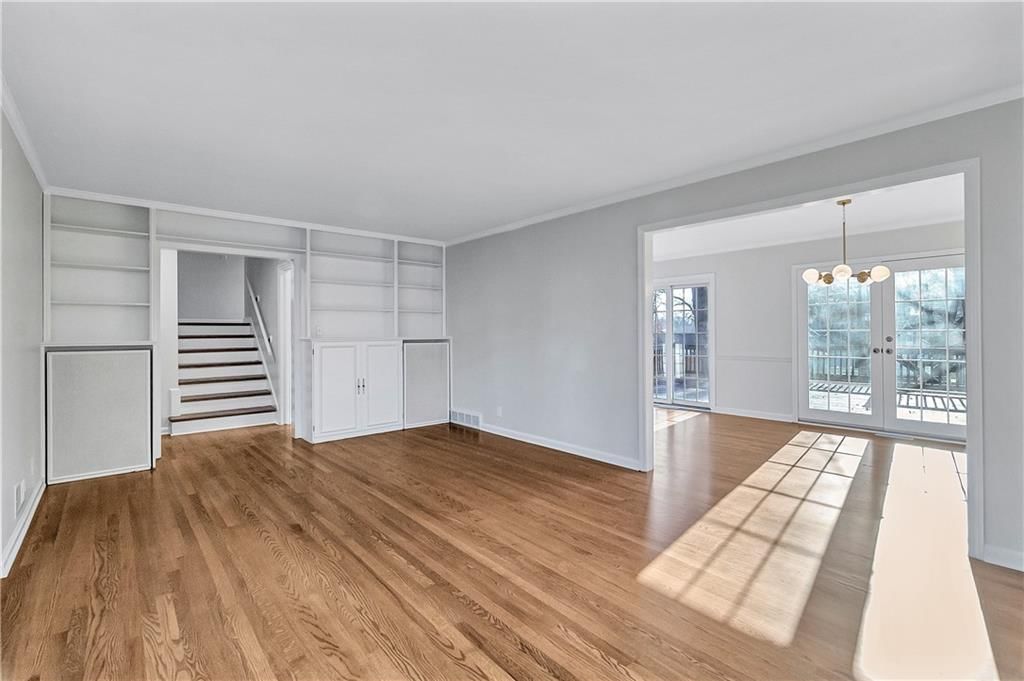 3705 W 52nd Terrace — photo 9
