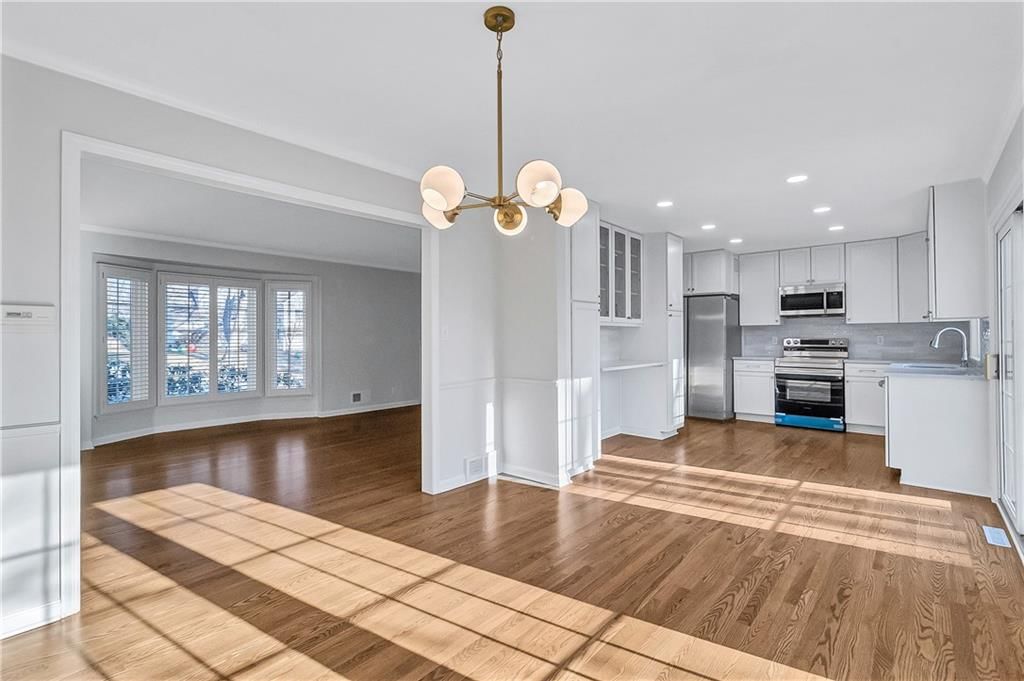 3705 W 52nd Terrace — photo 12