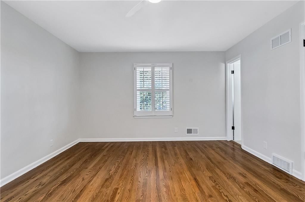 3705 W 52nd Terrace — photo 22