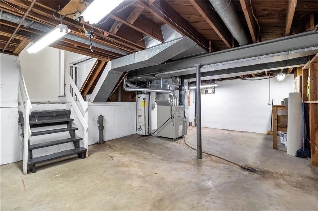 3705 W 52nd Terrace — photo 35