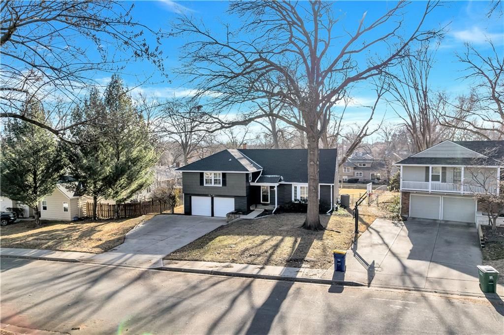 3705 W 52nd Terrace — photo 45